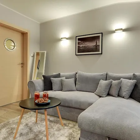 Grand - Poseidon Apartment *